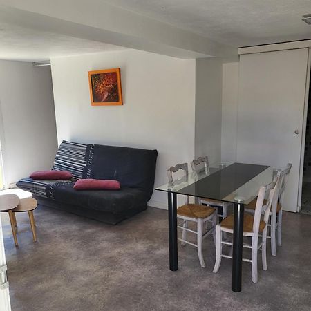 Jolie T2 Independant Dans Une Villa Sollies-Ville Ngoại thất bức ảnh